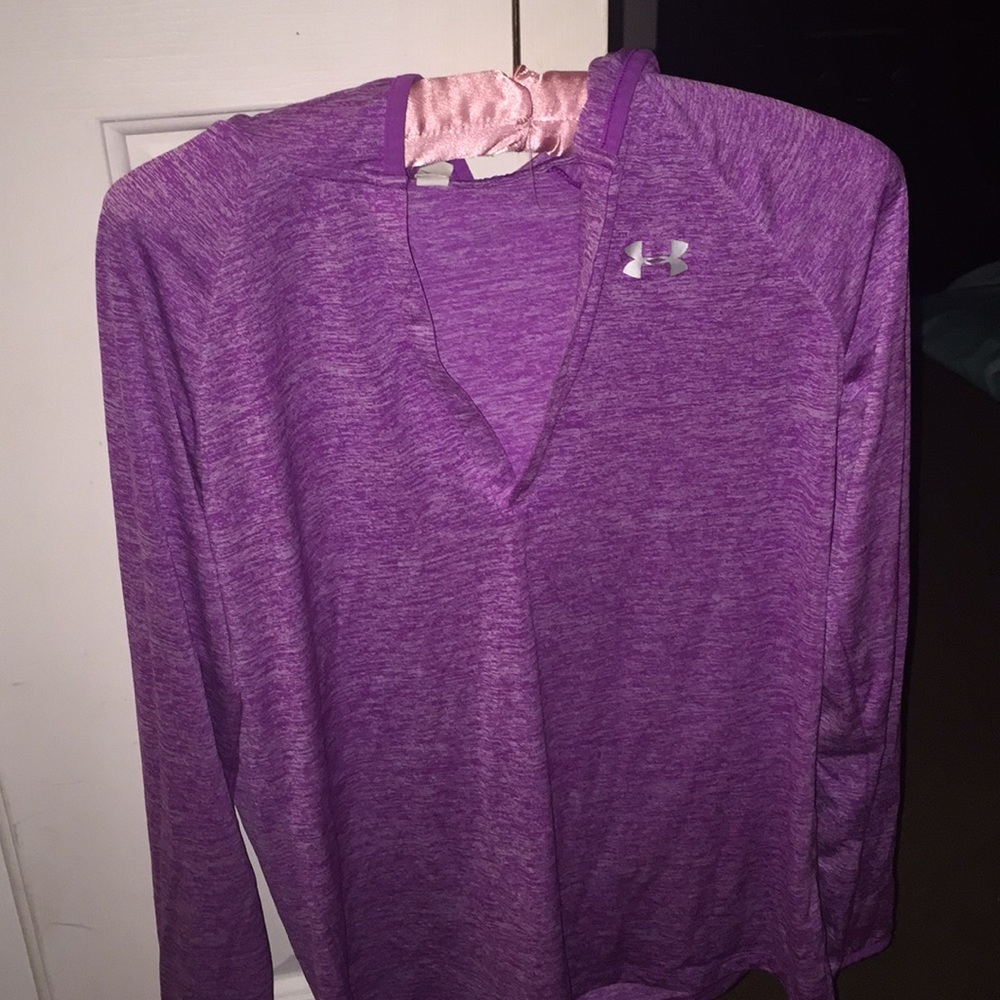 Under armor pullover